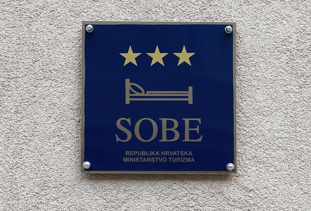ホテル Sobe Oliva ザグレブ エクステリア 写真